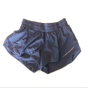 Size 4 lululemon shorts